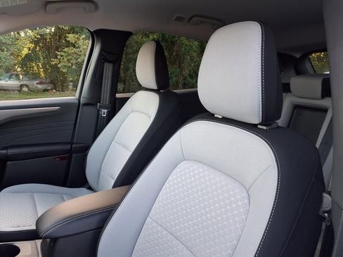 New 2025 Ford Escape Active image 18
