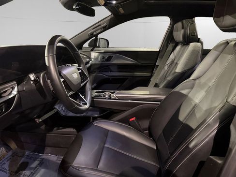 Used 2024 Cadillac Lyriq Tech image 27