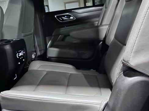 Used 2023 Chevrolet Tahoe LT AWD/4WD image 13