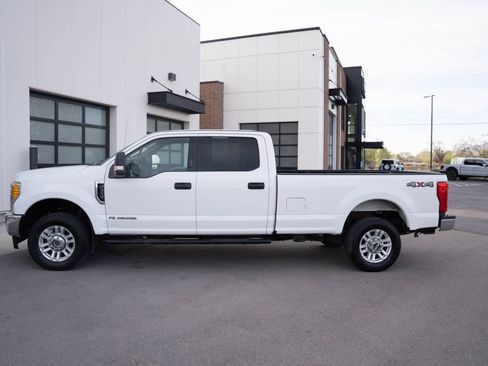 Used 2017 Ford F350 XLT w/ XLT Value Package AWD/4WD image 5