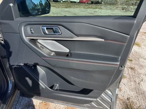 New 2026 Ford Explorer ST w/ Sun And Sound Package image 19