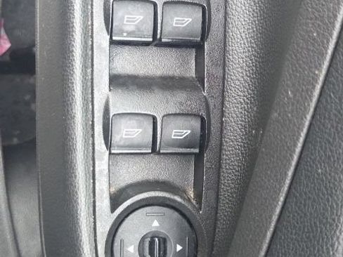 Used 2018 Ford Escape S FWD image 21