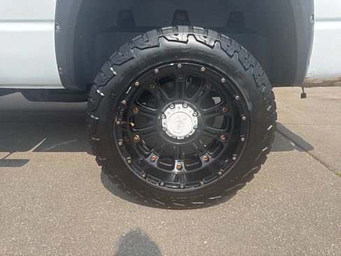 Used 2006 Dodge Ram 1500 Truck SLT image 12