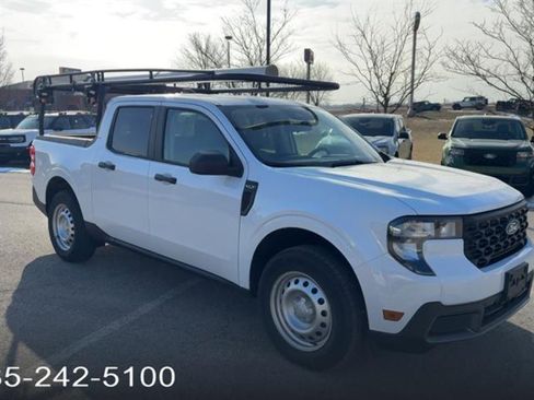 Used 2025 Ford Maverick XLT w/ Equipment Group 302A AWD/4WD image 20