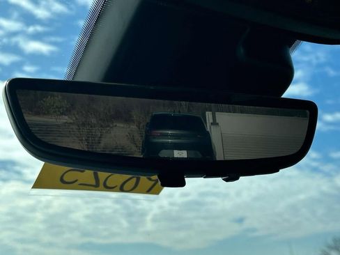 Certified 2023 Cadillac XT4 Premium Luxury w/ Enhanced Visibility Package image 41