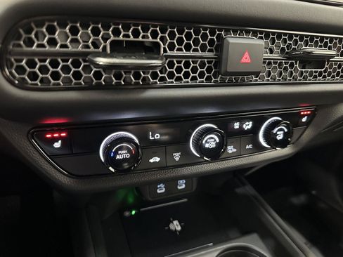Certified 2026 Honda HR-V Sport image 22