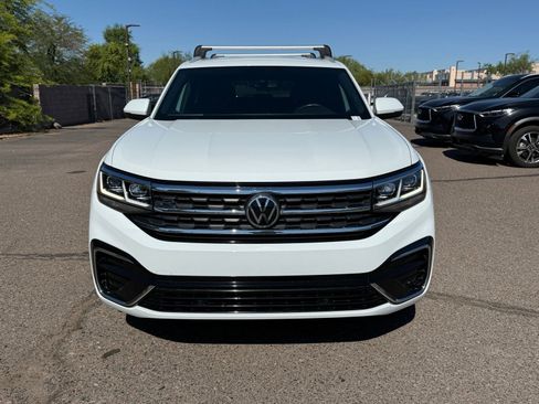 Used 2021 Volkswagen Atlas Cross Sport SE w/ V6 Towing Package FWD image 2