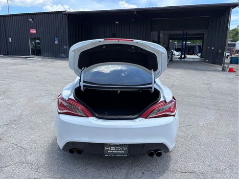 Used 2016 Hyundai Genesis 3.8 RWD image 37