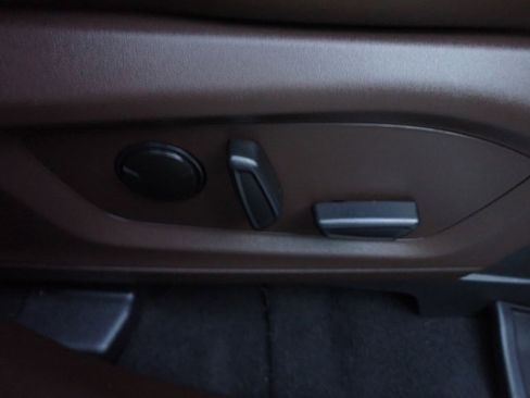 Used 2023 Ford Explorer King Ranch w/ Technology Package image 16