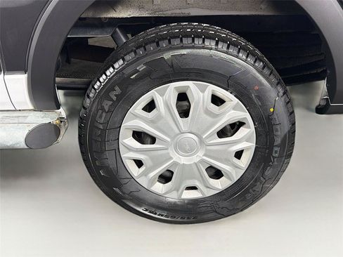 Used 2025 Ford Transit 250 Low Roof w/ Exterior Upgrade Package RWD image 32