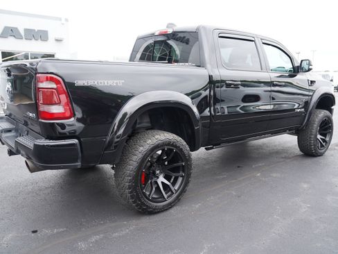 Used 2022 RAM 1500 Laramie AWD/4WD image 3