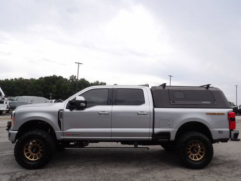 Used 2023 Ford F250 Platinum w/ Tremor Off-Road Package AWD/4WD image 69