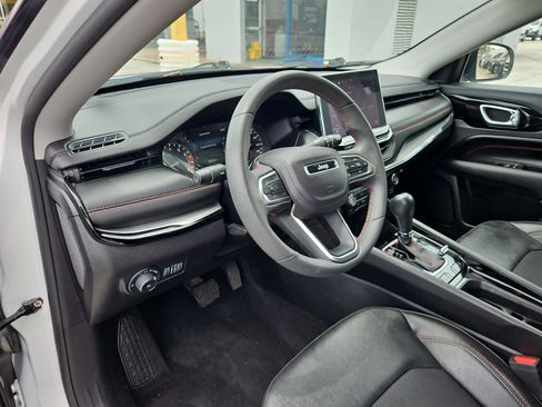 Used 2022 Jeep Compass Trailhawk image 13