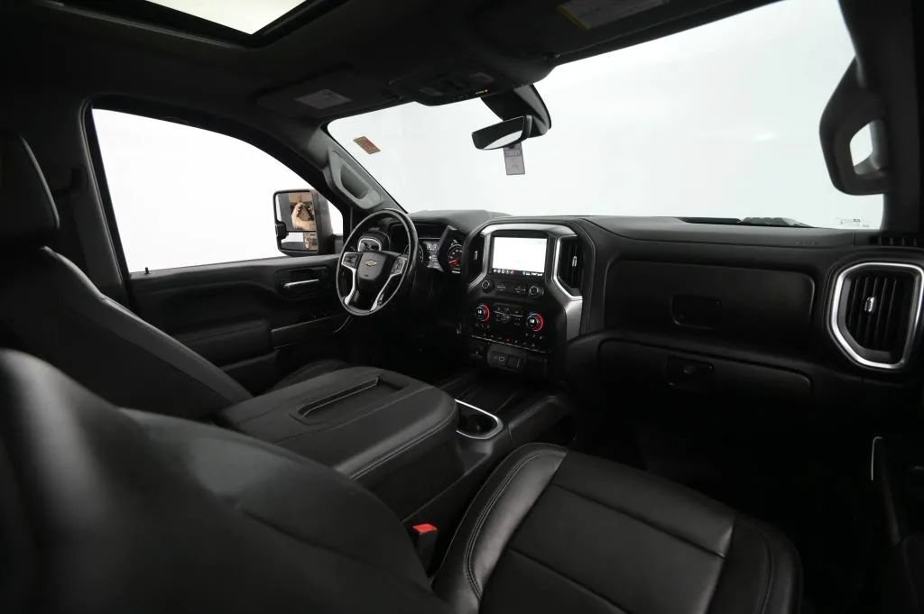 Used 2020 Chevrolet Silverado 2500 LTZ w/ Technology Package AWD/4WD image 64
