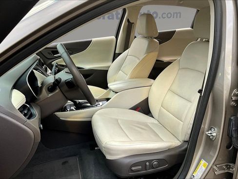 Used 2024 Chevrolet Malibu LT image 19