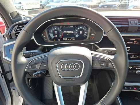 Certified 2025 Audi Q3 2.0T Premium w/ Convenience Package AWD/4WD image 21