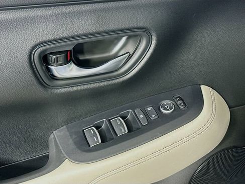 Certified 2024 Honda HR-V EX-L image 21