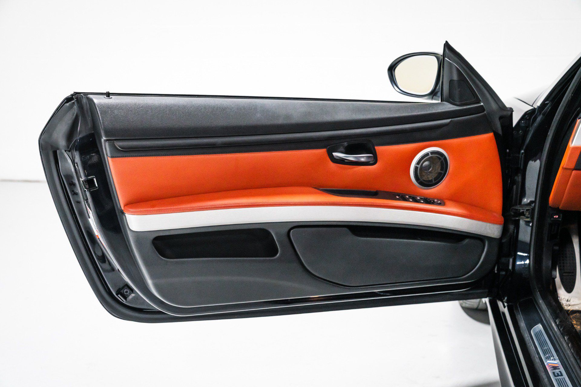 Used 2011 BMW M3 Convertible RWD image 17