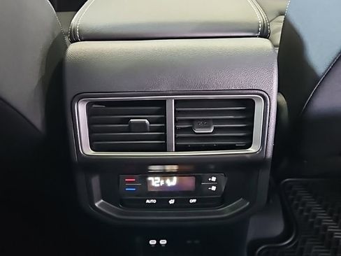 New 2026 Volkswagen Atlas SE FWD image 18