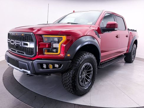 Used 2019 Ford F150 Raptor w/ Equipment Group 802A Luxury AWD/4WD image 17