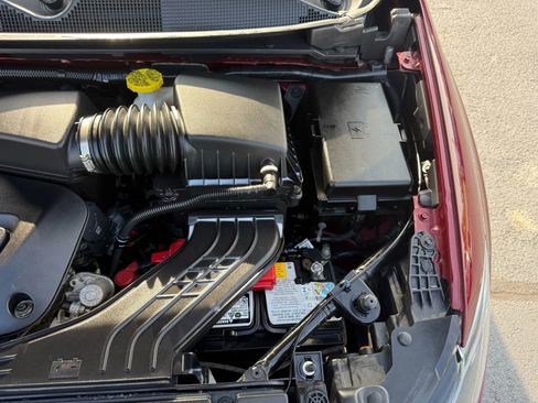 Used 2018 Chrysler Pacifica Touring-L w/ Premium Audio Group image 60