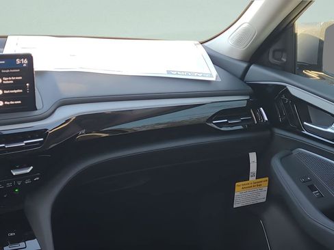 New 2026 Acura MDX SH-AWD image 23