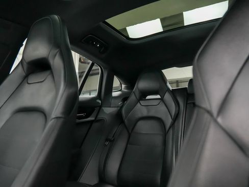 Certified 2025 Porsche Panamera 4 AWD/4WD image 34
