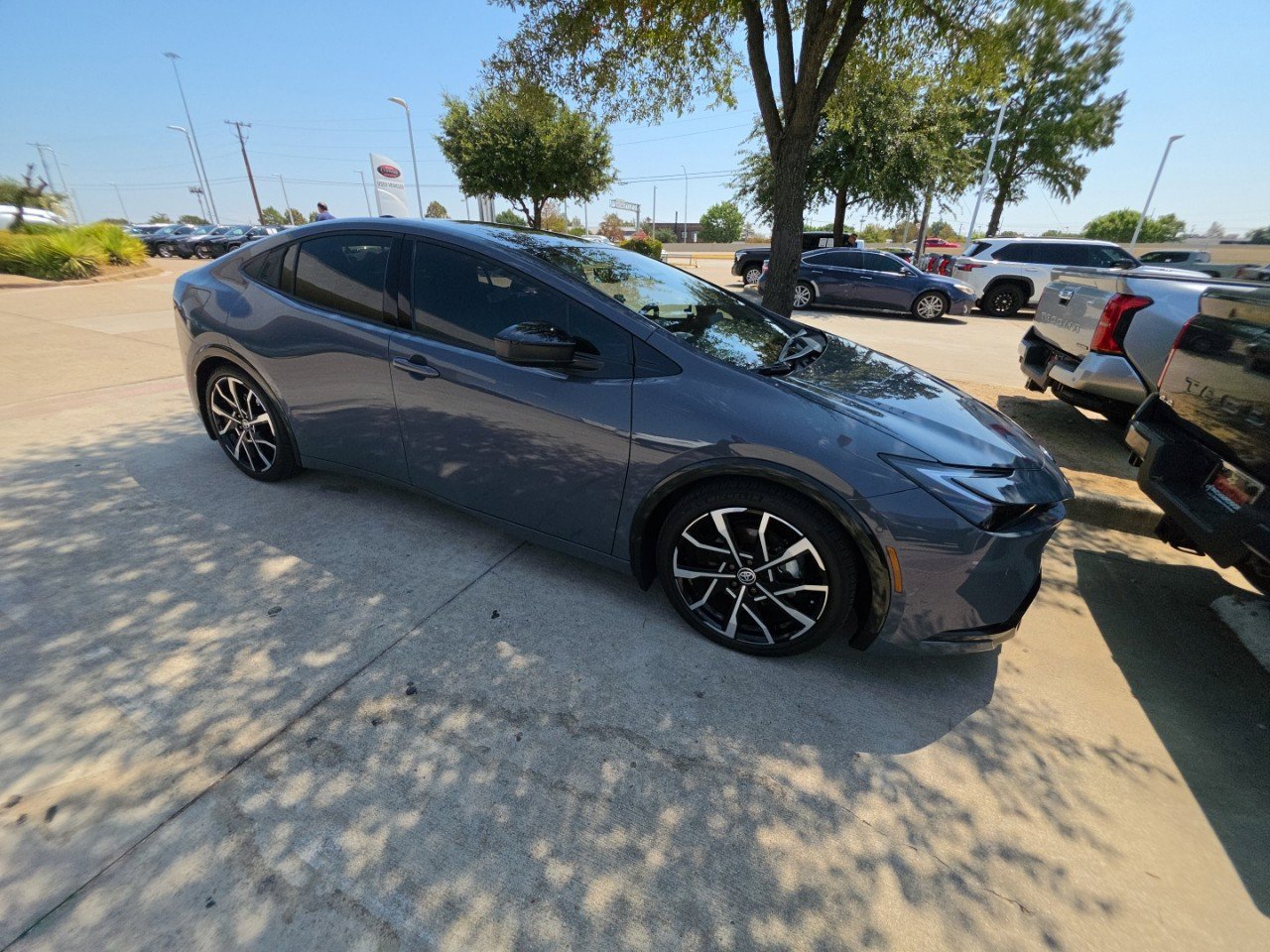Used 2026 Toyota Prius Plug-In Hybrid w/ Limited Premium Package FWD image 1