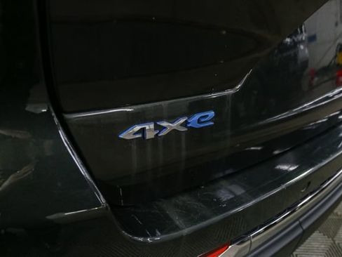 Used 2023 Jeep Grand Cherokee 4WD 4xe image 10