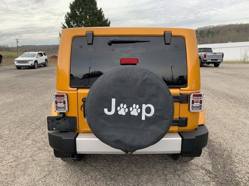 Used 2014 Jeep Wrangler Unlimited Sahara w/ Connectivity Group image 4