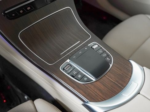 Used 2022 Mercedes-Benz GLC 300 image 15