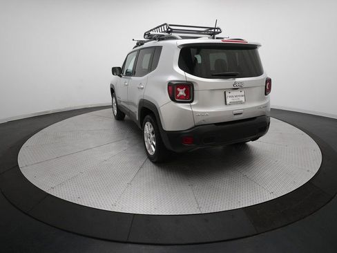 Used 2021 Jeep Renegade Limited image 33