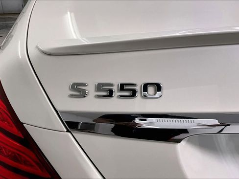 Used 2017 Mercedes-Benz S 550 4MATIC Sedan image 33
