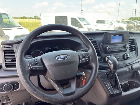 Used 2024 Ford Transit 250 Low Roof w/ Exterior Upgrade Package RWD image 9