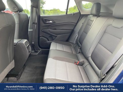 Used 2024 Chevrolet Trax LT FWD image 16