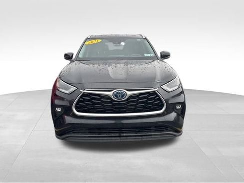 Used 2021 Toyota Highlander XLE image 8