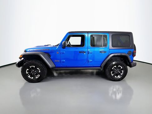Used 2025 Jeep Wrangler Unlimited Rubicon image 4