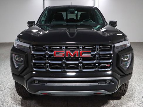 Used 2023 GMC Canyon AT4 w/ AT4 Premium Package image 4