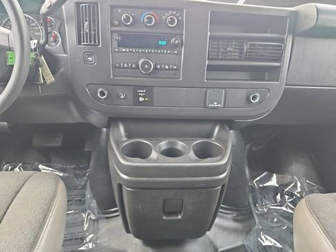 Used 2024 GMC Savana 2500 w/ Driver Convenience Package RWD image 3