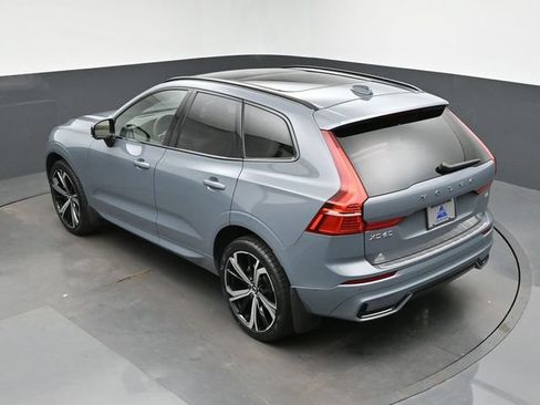 Used 2023 Volvo XC60 B5 Ultimate w/ Climate Package FWD image 44
