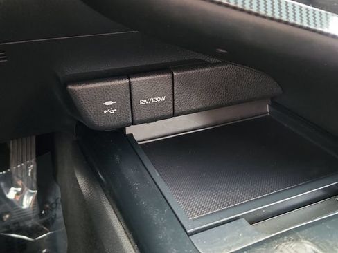 Used 2018 Toyota Camry SE w/ Moonroof Package FWD image 42