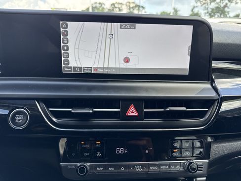 Certified 2025 Kia Seltos S FWD image 32