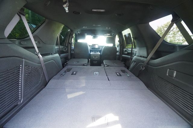 Used 2023 GMC Yukon SLT AWD/4WD image 27