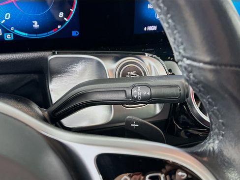 Certified 2021 Mercedes-Benz GLB 250 4MATIC image 20