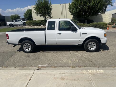 Used 2011 Ford Ranger XLT image 10