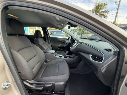 Used 2023 Chevrolet Malibu LT w/ Driver Confidence Package image 17