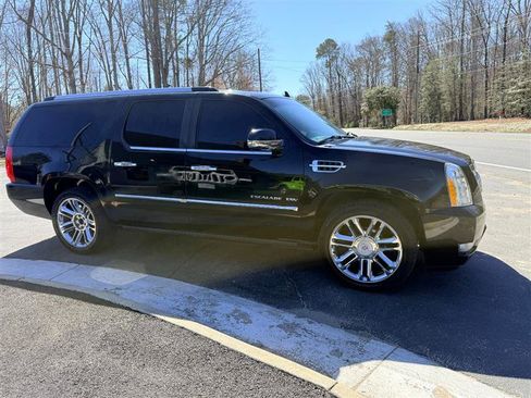 Used 2012 Cadillac Escalade ESV Platinum image 6