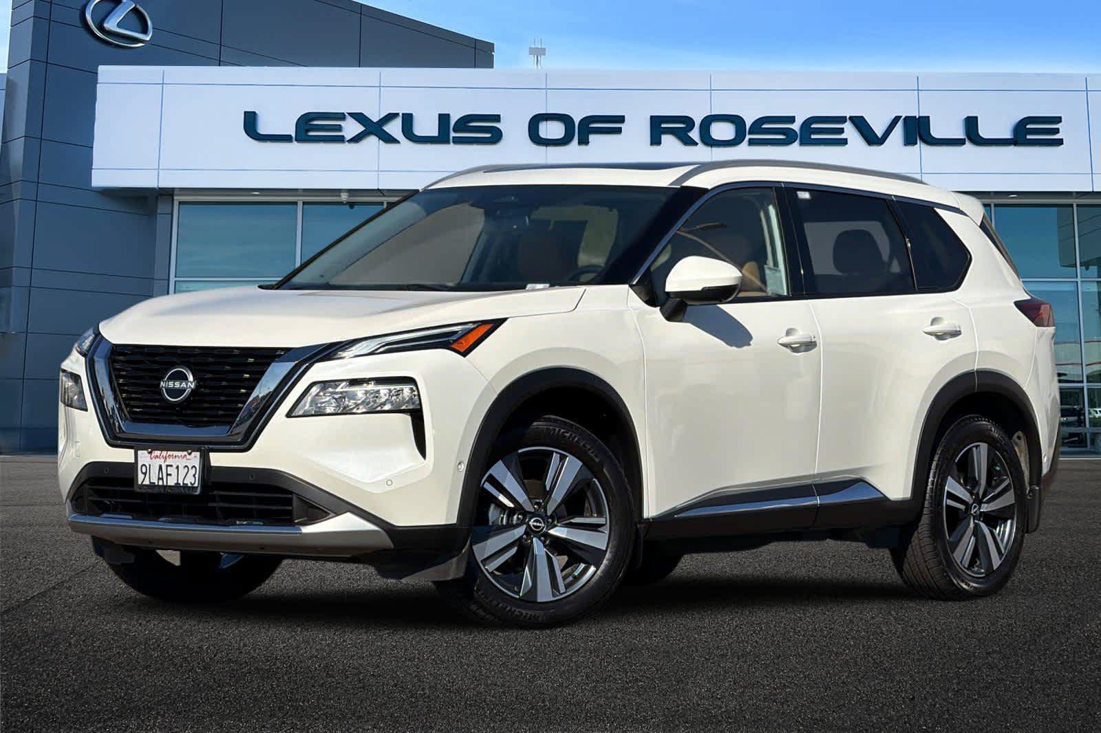 Used 2023 Nissan Rogue Platinum w/ Platinum Premium Package FWD image 1