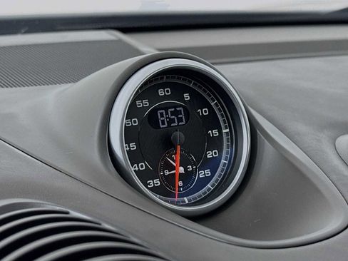 Used 2024 Porsche 718 Cayman GT4 image 17