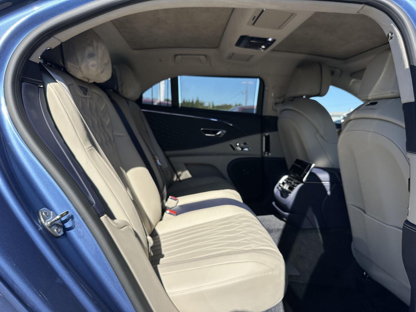 New 2027 Bentley Flying Spur AWD/4WD image 23